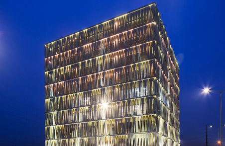 城市的灯笼：Torre Olmo新办公楼 (7)